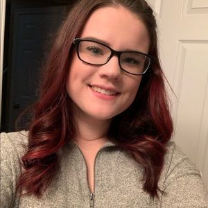 Meet your Posher, Hayley